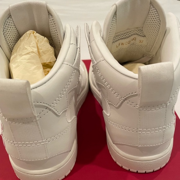 ❌SOLD❌ VALENTINO GARAVANI
White 07 Camouflage Edition Atelier Mid-Top Sneakers - Picture 5 of 16